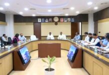 BREAKING: कैबिनेट बैठक शुरू, धान सरप्लस नीलामी और बस्तर 2.0 पर अहम चर्चा संभव