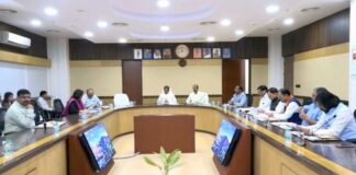 BREAKING: कैबिनेट बैठक शुरू, धान सरप्लस नीलामी और बस्तर 2.0 पर अहम चर्चा संभव