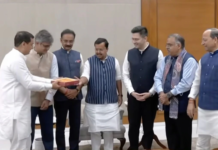 AAP में सियासी भूकंप: राघव चड्ढा का इस्तीफा, 7 सांसदों संग BJP जॉइन, नितिन नवीन ने किया स्वागत