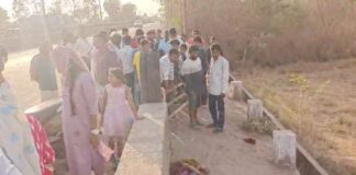 दर्दनाक हादसा, नानी की मौत — एंबुलेंस देरी पर लोगों का आक्रोश