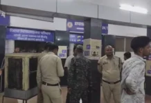 हैंडपंप से पानी भरने की बात बनी खूनी संघर्ष की वजह, गांव में तनाव का माहौल