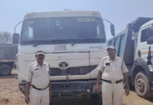 अवैध खनिज परिवहन पर कार्रवाई: रेत-चूनापत्थर से भरे 3 हाईवा जब्त, 1 लाख 500 रुपये का जुर्माना