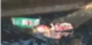 नाली में मिला नवजात का शव, फैली सनसनी; पुलिस जांच में जुटी