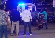 चौक में सनसनी: पड़ोसी युवक ने 17 साल के किशोर पर फेंका तेजाब, चेहरा-सीना बुरी तरह झुलसा