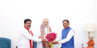 CM साय ने गृहमंत्री शाह को बताया बस्तर का नया चेहरा: 21.86 लाख लोगों की जांच पूरी