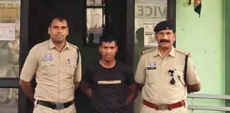 स्कूल में चोरी का खुलासा: वायर बेचने निकला आरोपी गिरफ्तार, साथी अब भी फरार