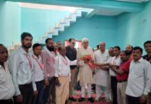 पुरानी पेंशन सहित कर्मचारी हितों को लेकर जनता यूनियन का प्रतिनिधिमंडल पूर्व उपमुख्यमंत्री टी.एस. सिंहदेव से मिला