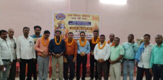 धीवर समाज कोसमंदा रेंज के नवीन कोरबा केंद्र का चुनाव हुआ संपन्न, पदाधिकारियों ने ली शपथ