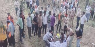 खेत में बोरी के भीतर मिला युवक का टुकड़ों में कटा शव, सनसनीखेज हत्या से दहला कवर्धा