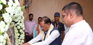 भिलाई पहुंचे मुख्यमंत्री साय, विधायक रिकेश सेन के परिवार से की मुलाकात, दिवंगत दिनेश सेन को दी श्रद्धांजलि