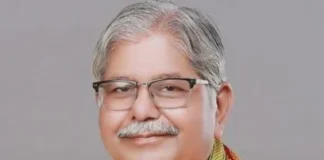 मॉर्निंग वॉक पर निकले पूर्व विधानसभा अध्यक्ष से मोबाइल स्नैचिंग, रायपुर की कानून व्यवस्था पर फिर उठे सवाल छत्तीसगढ़ की