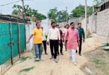 निर्विरोध पार्षद नरेंद्र देवांगन ने किया औचक निरीक्षण, नाली निर्माण कार्य में गुणवत्ता एवं समयबद्धता पर दिया विशेष जोर