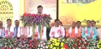 हिमंता बिस्वा सरमा ने ली असम के मुख्यमंत्री पद की शपथ: PM मोदी, शाह समेत कई CM रहे मौजूद; 4 मंत्रियों ने भी ली शपथ