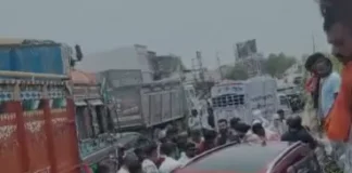 रिंग रोड पर भीषण सड़क हादसा, कार-ट्रक की टक्कर से मचा हड़कंप