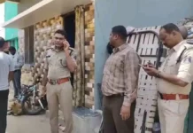संदिग्ध मांस मिलने से मचा बवाल, जांच में जुटी पुलिस…