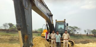 खनिज उड़नदस्ता दल का 15 संदिग्ध स्थानों पर छापा, 14 वाहन किए जब्त
