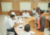 कलेक्टर ने सभी आवेदनों का त्वरित निराकरण के दिए निर्देश