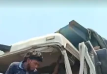 ट्रेलरों की भिड़ंत, केबिन में फंसा हेल्पर, पुलिस ने चलाया रेस्क्यू ऑपरेशन