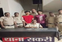पुलिस की फुर्ती से चोर चढ़े हत्थे, घंटों में बरामद हुए चोरी के जेवर