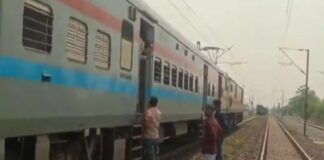 एक ट्रैक पर दिखीं दो ट्रेनें, रेलवे ने कहा- घबराने की नहीं, यह सामान्य परिचालन प्रक्रिया
