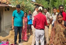 जमीन विवाद बना खूनी संघर्ष: दिव्यांग बेटे ने मां की हत्या की, पिता गंभीर घायल