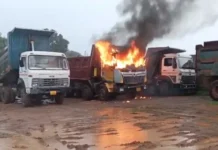 आकाशीय बिजली का कहर, ट्रक में लगी भीषण आग; दमकल की तत्परता से टला बड़ा हादसा