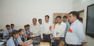 कलेक्टर कुणाल दुदावत ने पीएम श्री सेजस विद्यालय तिलकेजा का किया निरीक्षण