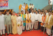 नगर निगम कोरबा में नए एल्डरमैन ने ली शपथ, कलेक्टर कुणाल दुदावत ने दिलाई शपथ, मंत्री लखनलाल देवांगन ने दी शुभकामनाएं