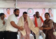 बांकीमोंगरा नगर पालिका परिषद के नवनियुक्त एल्डरमैनों का शपथ ग्रहण समारोह सम्पन्न, मंत्री लखनलाल देवांगन की मौजूदगी में एसडीएम ने दिलाई शपथ