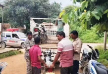 नाबालिग छात्रों पर पुलिस की सख्ती, स्कूल जाते समय 7 बाइक जब्त