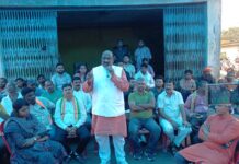 जयसिंह अग्रवाल के साथ 8 गांवों के ग्रामीण, मानिकपुर खदान विस्तार के खिलाफ मोर्चा