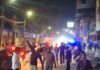 दो पक्षों में झड़प के बाद मचा हंगामा, पुलिस ने संभाला मोर्चा; क्षेत्र में बढ़ाई गई निगरानी