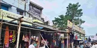 दर्री में सड़क पर कब्जा करने वालों पर निगम का शिकंजा, दुकानों के आगे से हटाए गए शेड और अतिरिक्त निर्माण