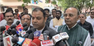 पुराने वीडियो को 15 अगस्त का बताने पर विवाद, अजय चंद्राकर ने सुप्रिया श्रीनेत और नेहा सिंह राठौर के खिलाफ कोर्ट में लगाई गुहार