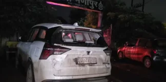 अंबिकापुर में गणेश विसर्जन के दौरान बवाल! ट्रेनी DSP पर हमला, गाड़ी के शीशे तोड़े; 6 आरोपी गिरफ्तार