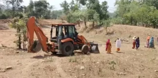 मजदूरों के नाम पर मस्टर रोल, मौके पर JCB से काम! बोरतलाव पंचायत में शिकायत के बाद जांच के आदेश
