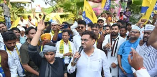 रायपुर में AAP का शक्ति प्रदर्शन: मुख्य निर्वाचन आयुक्त के खिलाफ मोर्चा, इस्तीफे और गिरफ्तारी की उठाई मांग