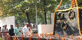 पुलिस स्मृति दिवस: पूर्व मंत्री जयसिंह अग्रवाल ने शहीद जवानों को दी भावभीनी श्रद्धांजलि